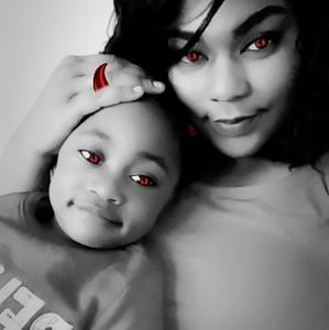 Meet your Posher, Raesha